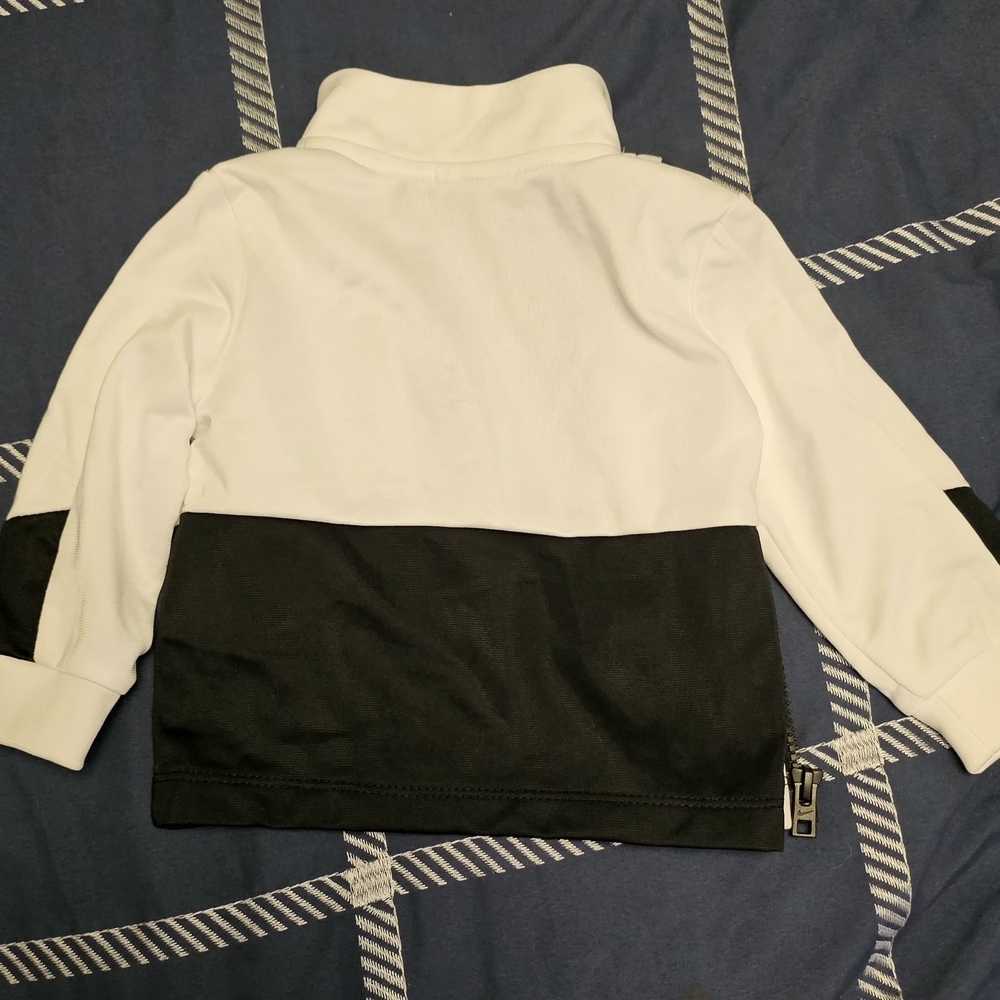 Nike Kids Black and White Sweatpants - Picture 3 of 9